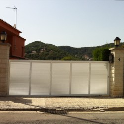Cancelas - Cancelas de aluminio correderas - Netcom